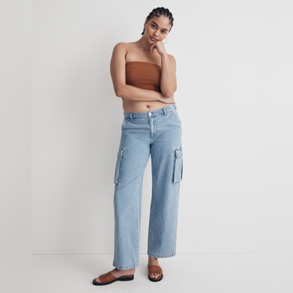 Madewell Low-Slung Straight Cargo Jeans in Coleman Wash in Coleman Wash